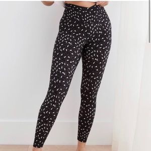 Aerie leopard leggings